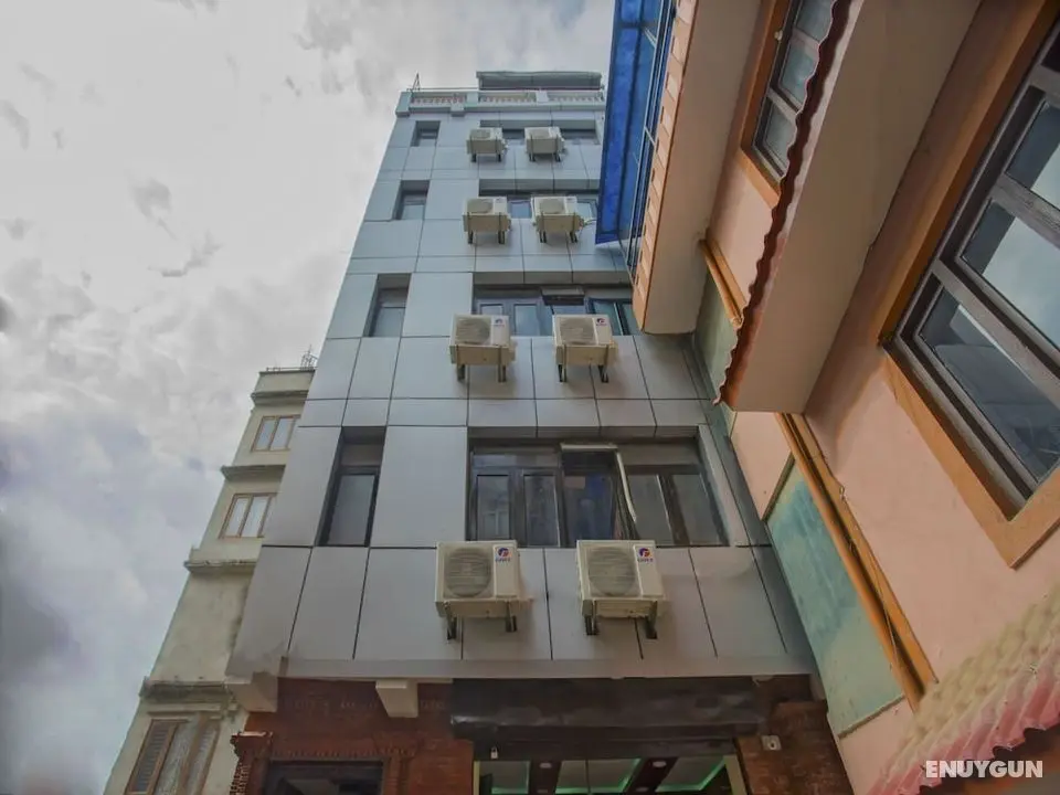 OYO 264 Hotel Antique Kutty - Dış Mekan