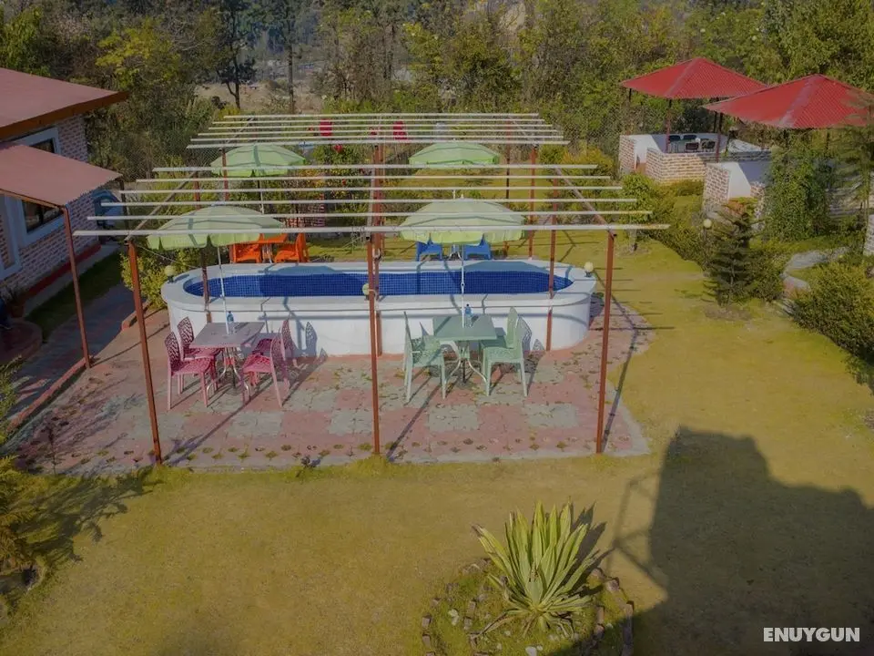 OYO 276 White Orchid Resort - İç Mekan