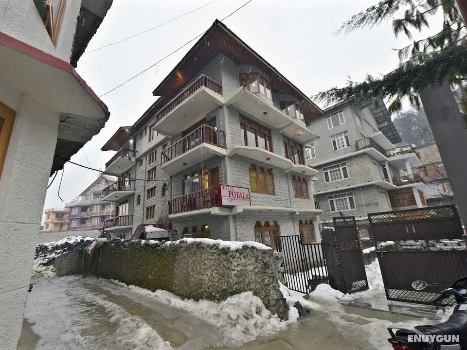 OYO 28187 Hotel Potala - Dış Mekan