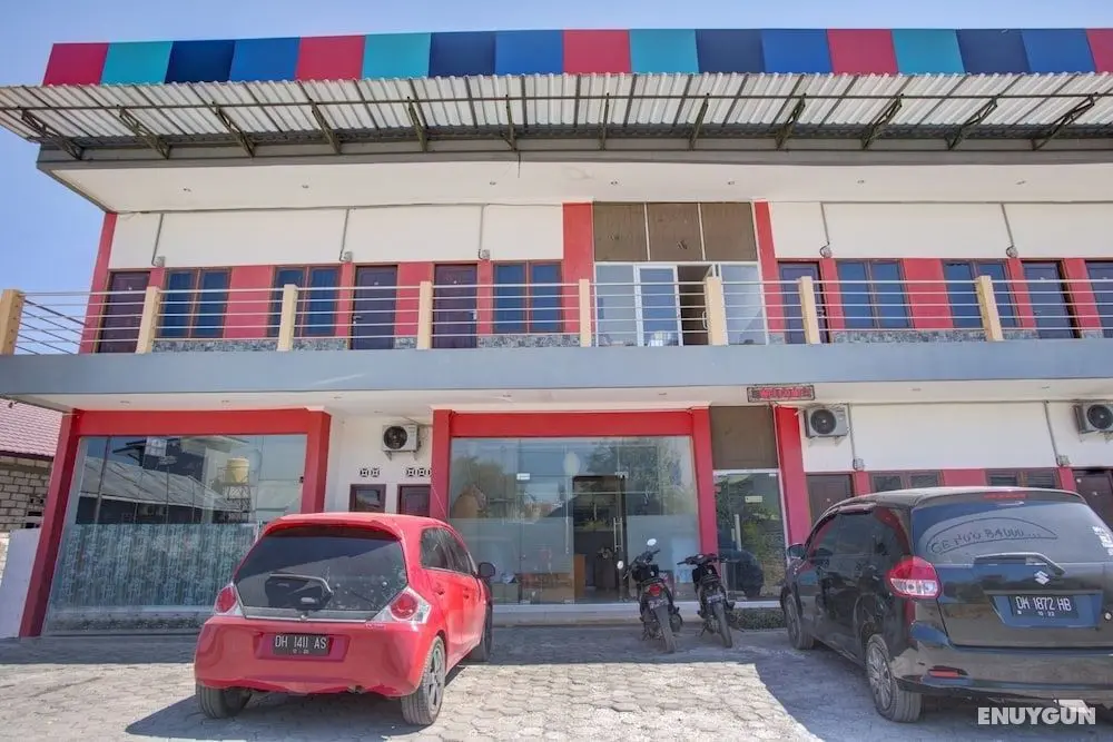 OYO 2965 Silvia Homestay - Dış Mekan