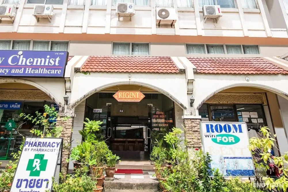 OYO 320 Regent 2002 Guest House - Dış Mekan