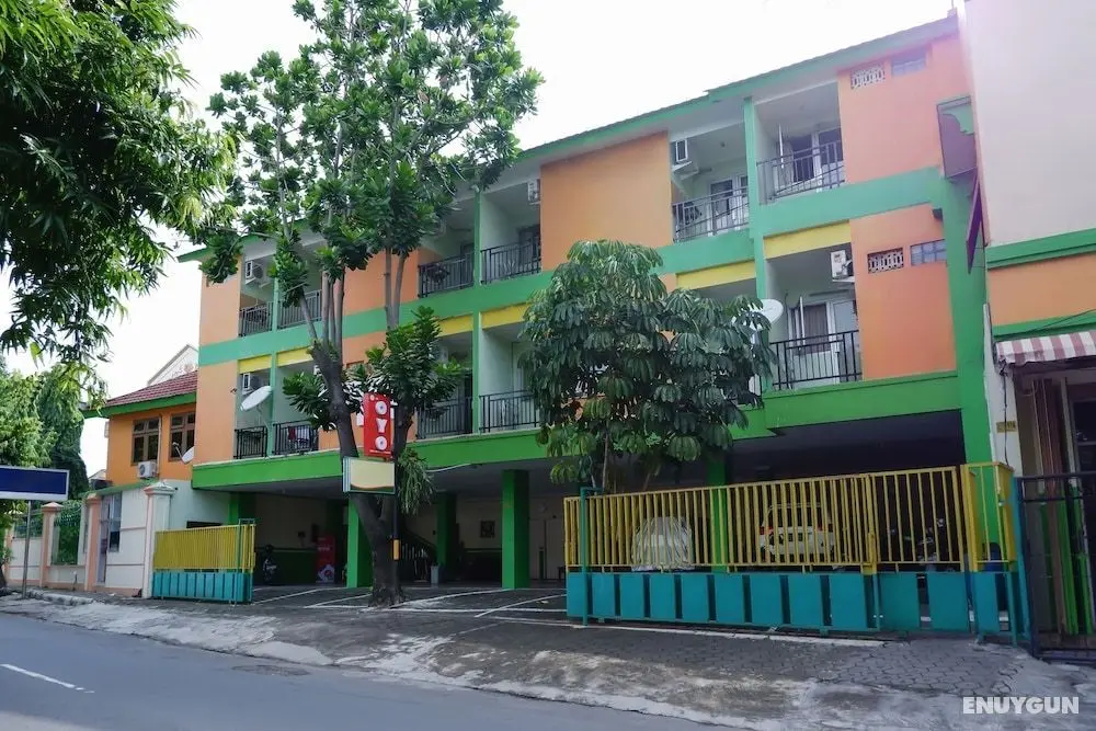 OYO 338 Guest House Omah Manahan Syariah - Dış Mekan