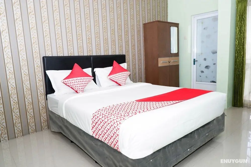OYO 338 Guest House Omah Manahan Syariah - Öne Çıkan Resim