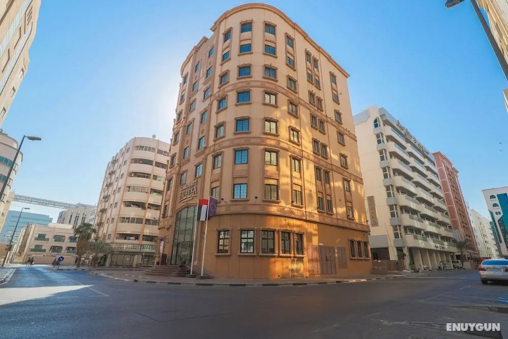 OYO 367 Eureka Hotel - Dış Mekan