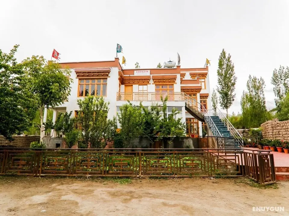 OYO 44993 Choszin Guest House - Öne Çıkan Resim