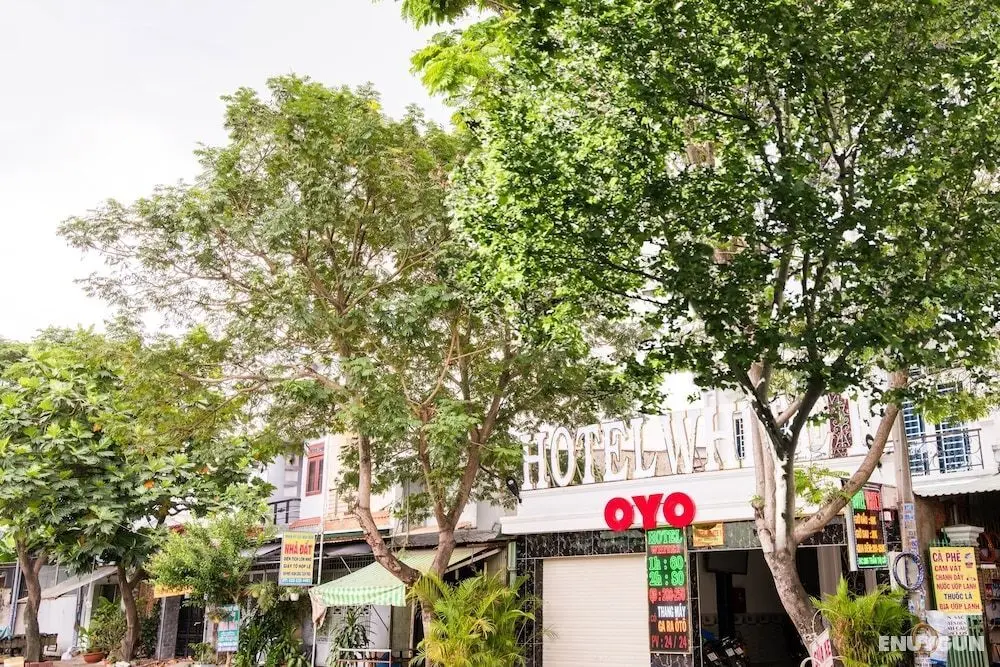 OYO 471 White 1 Hotel - Dış Mekan