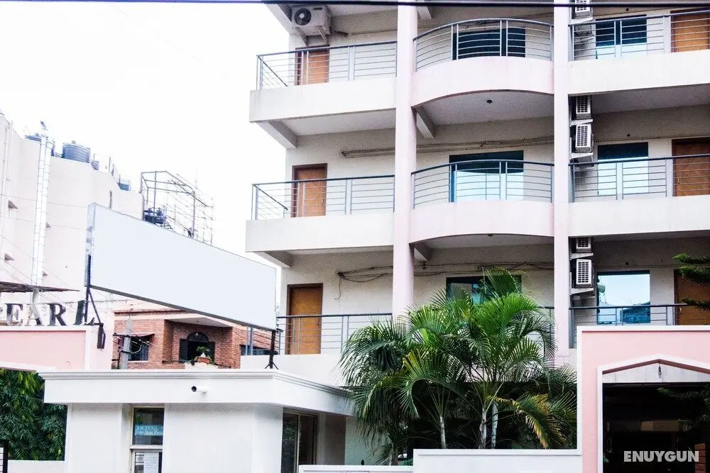 OYO 5597 Hotel Sea Pearl - Dış Mekan