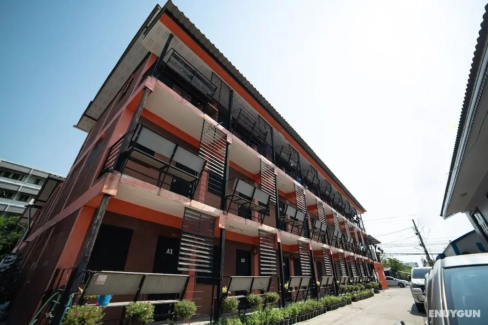 OYO 560 Chang Hostel Suvarnabhumi - Öne Çıkan Resim
