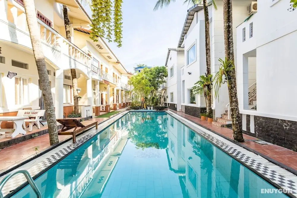 OYO 614 Phu Quy Resort - Havuz