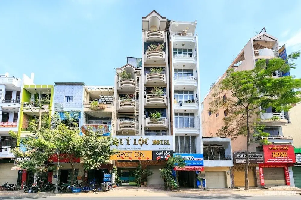 OYO 626 Quy Loc Hotel - Dış Mekan