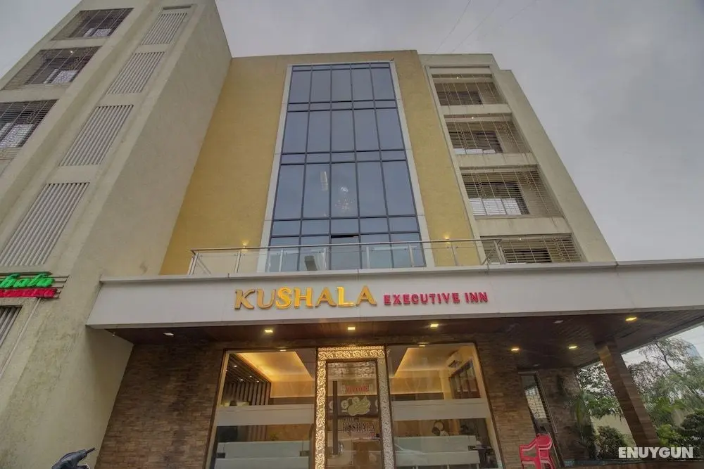 OYO 7158 Hotel Kushala Executive Inn - Öne Çıkan Resim