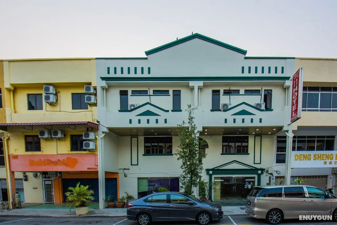 OYO 764 Hotel Famous Inn - Genel