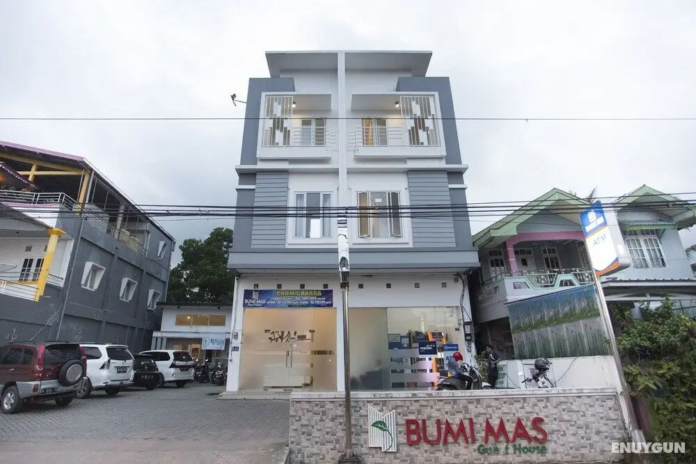 OYO 819 Bumi Mas Guest House - Dış Mekan