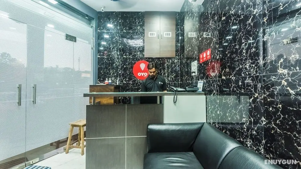 OYO 8298 Zee Residency - Öne Çıkan Resim