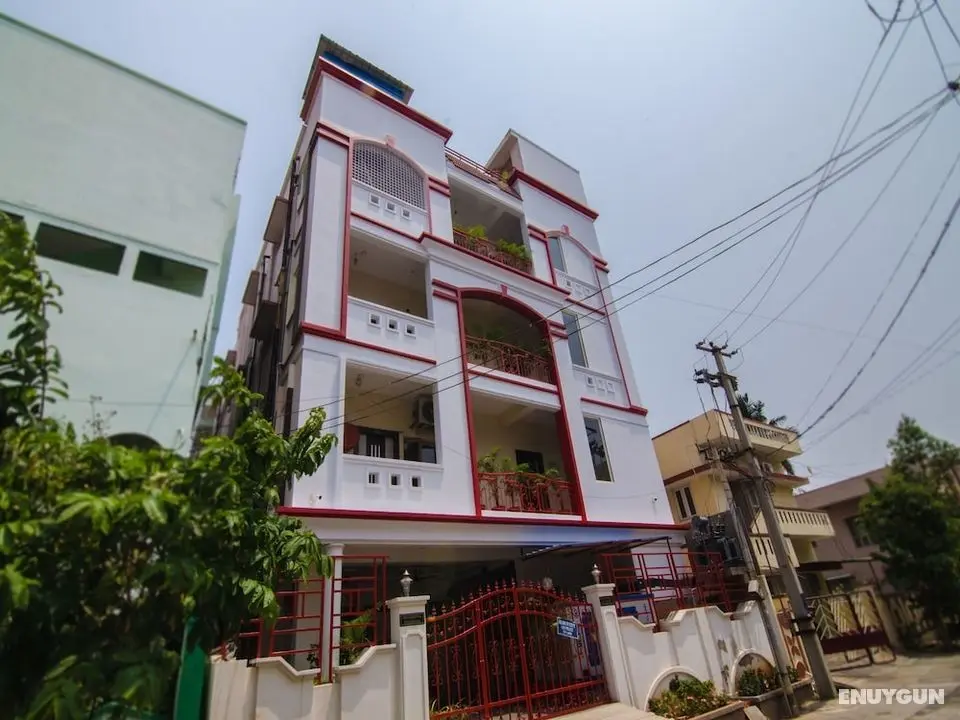 OYO 8671 Sri Krishna Residency - Dış Mekan