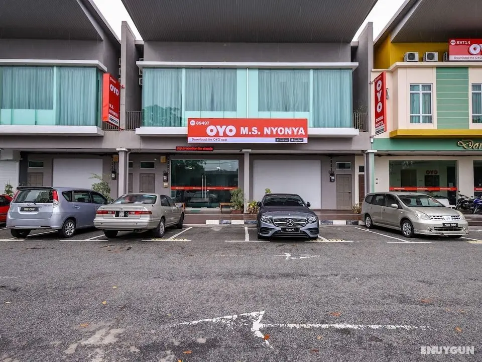 OYO 89497 Ms Nyonya Hotel Melaka City - Dış Mekan