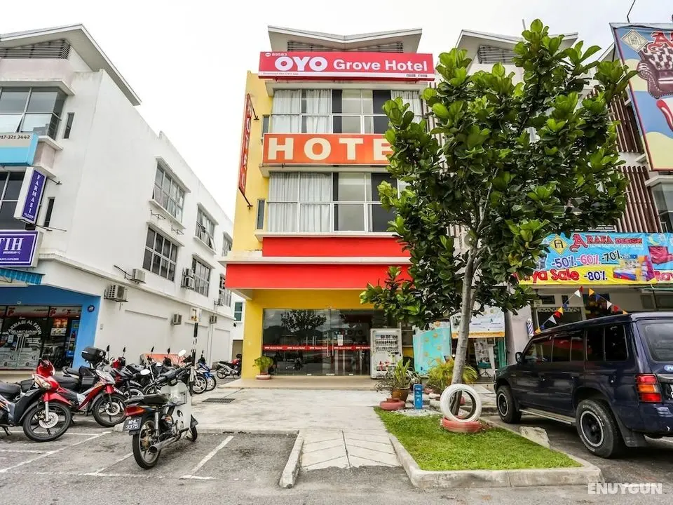OYO 89583 Grove Hotel - Dış Mekan