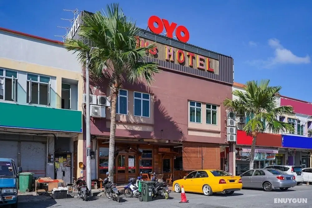OYO 89976 Fins Hotel - Dış Mekan