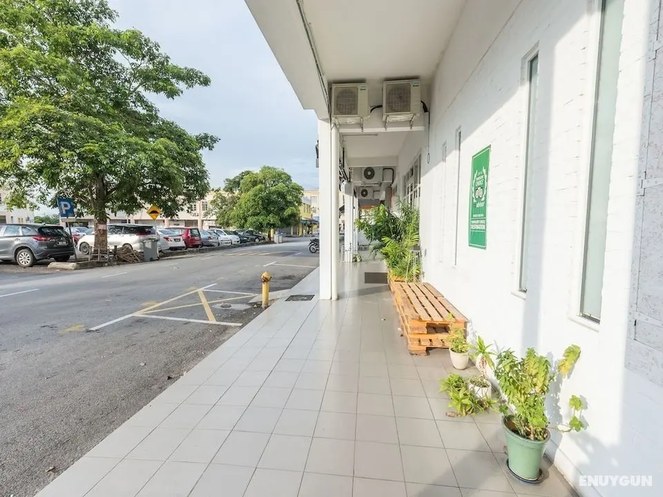 OYO 906 Happy 92 Hotel Lumut - Dış Mekan