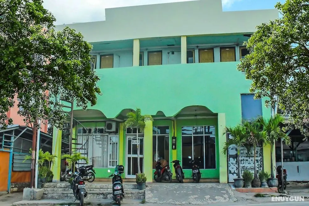 OYO 91721 Hotel Brenton - Öne Çıkan Resim