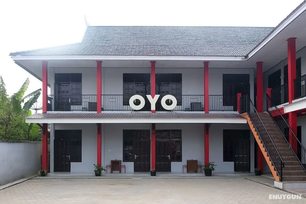 OYO 950 Steze Kost Syariah - Dış Mekan
