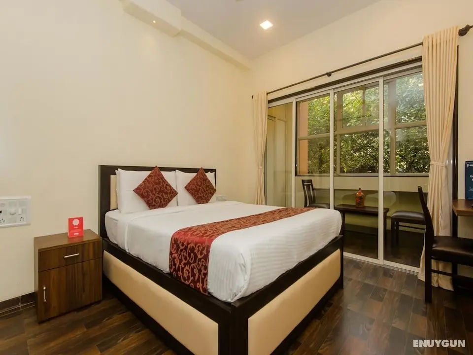 OYO 9849 Hotel Divine Residency - Öne Çıkan Resim