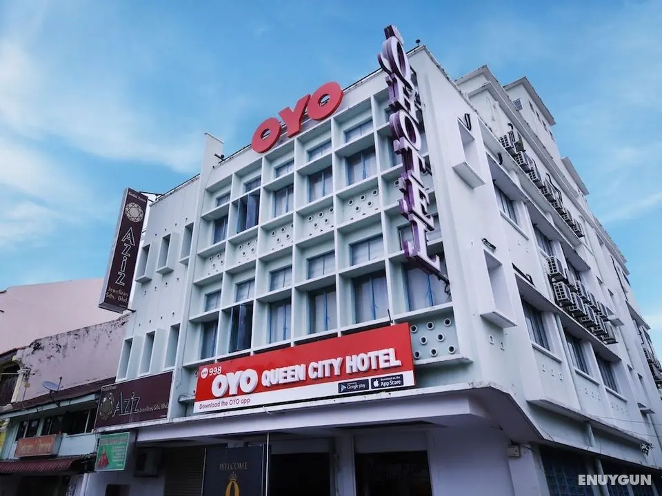OYO 998 Queen City Hotel - Dış Mekan