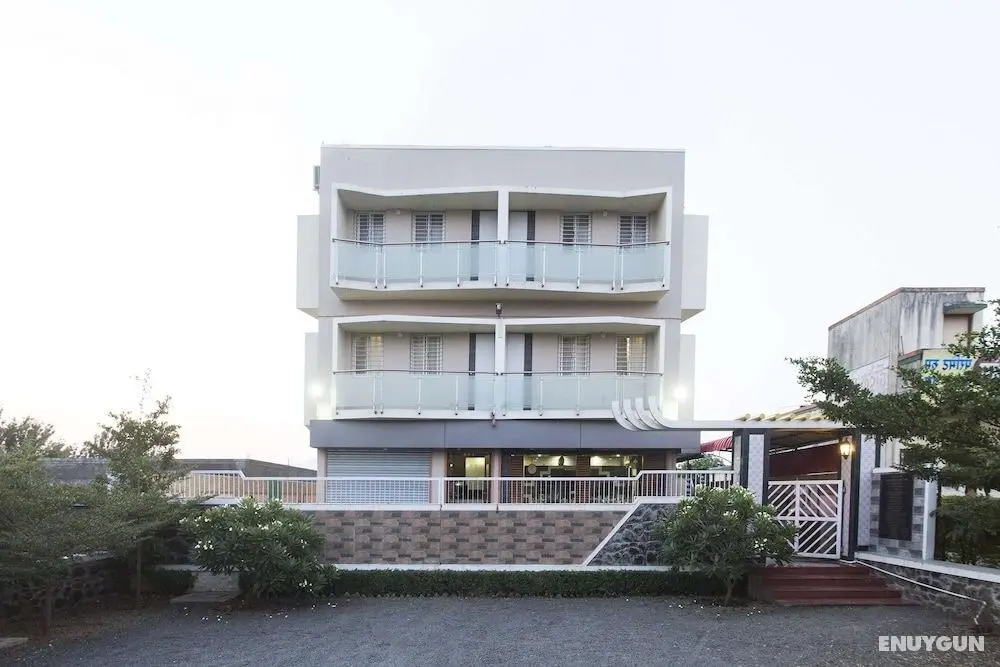 OYO Flagship 10078 Hotel Shriniwas Executive - Öne Çıkan Resim