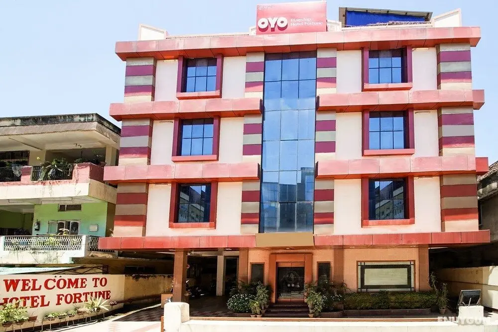 OYO Flagship 28562 Hotel Fortune - Dış Mekan