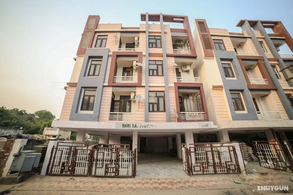 OYO Home 16420 Cosy 2BHK - Dış Mekan