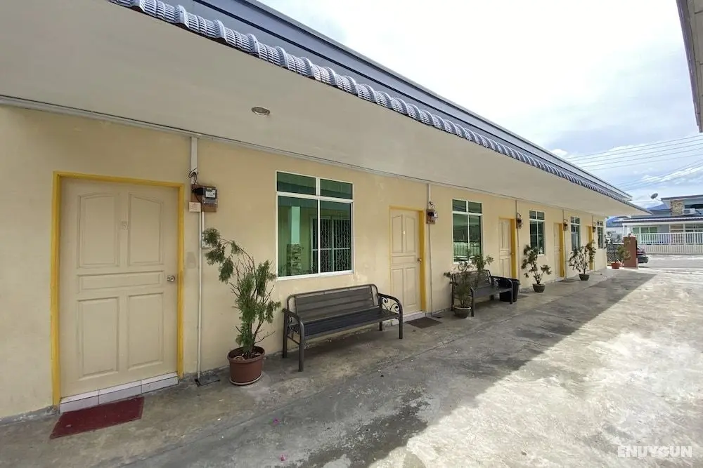 OYO HOME 90289 Taman Kota Homestay - Lobi