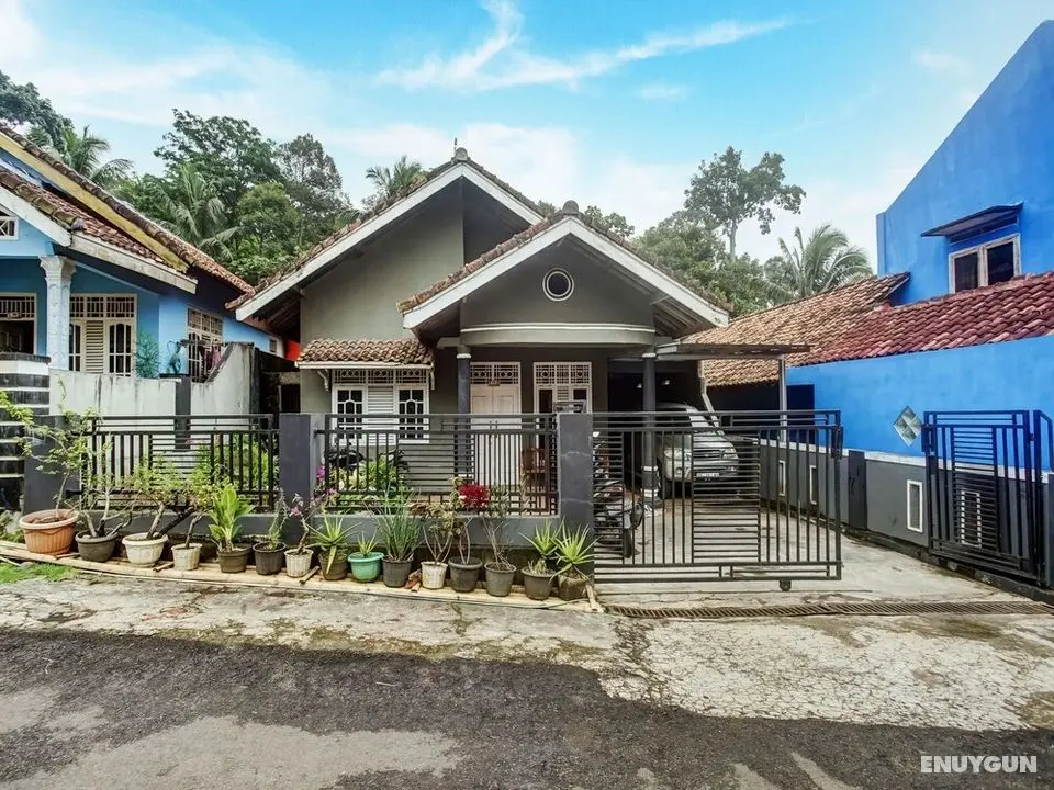 OYO Homes 91133 Desa Wisata Sumber Agung Syariah - Dış Mekan