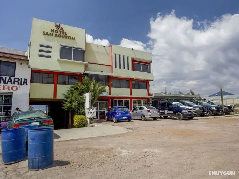 OYO Hotel San Agustin - Dış Mekan