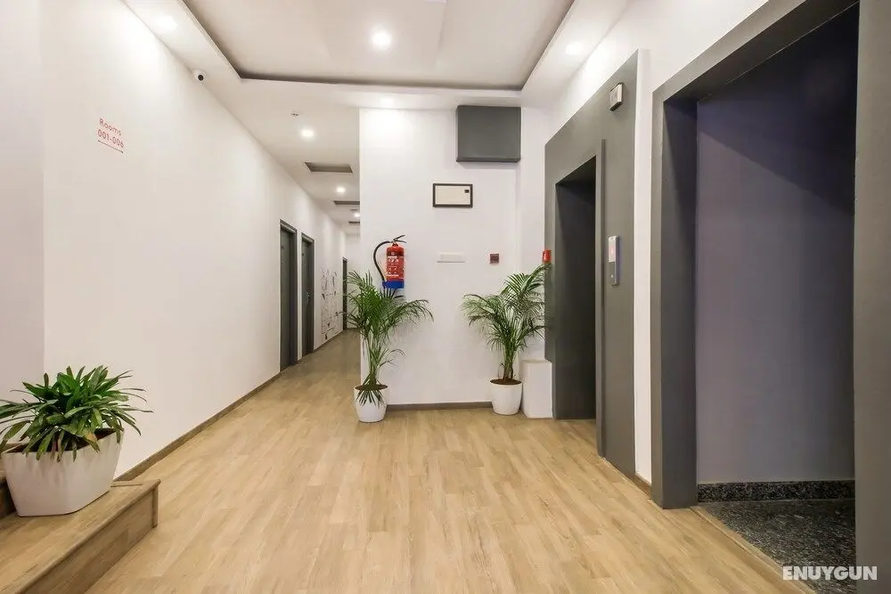 OYO Townhouse 180 Sant Regency - Öne Çıkan Resim