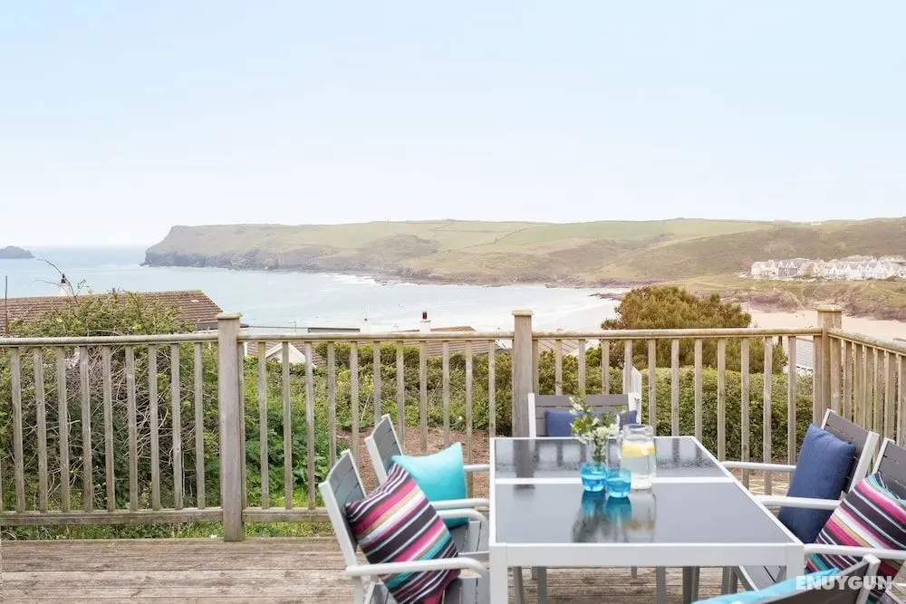 Oystercatcher Apartments - Oda Düzeni