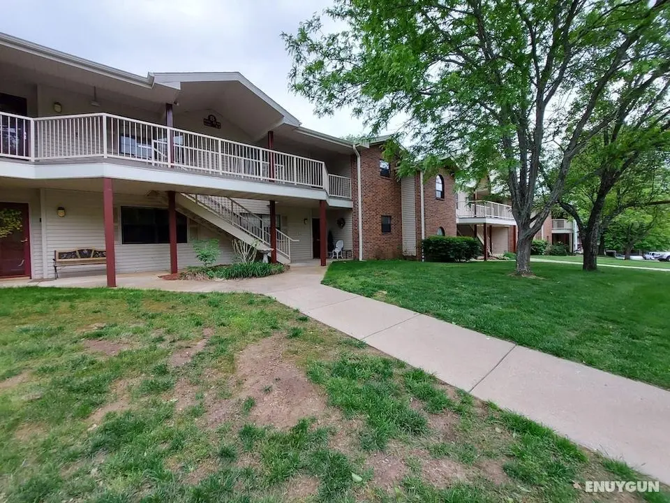 Ozark Breeze - Large Living Areas - Close to all of Branson - Relax on Balcony - Dış Mekan