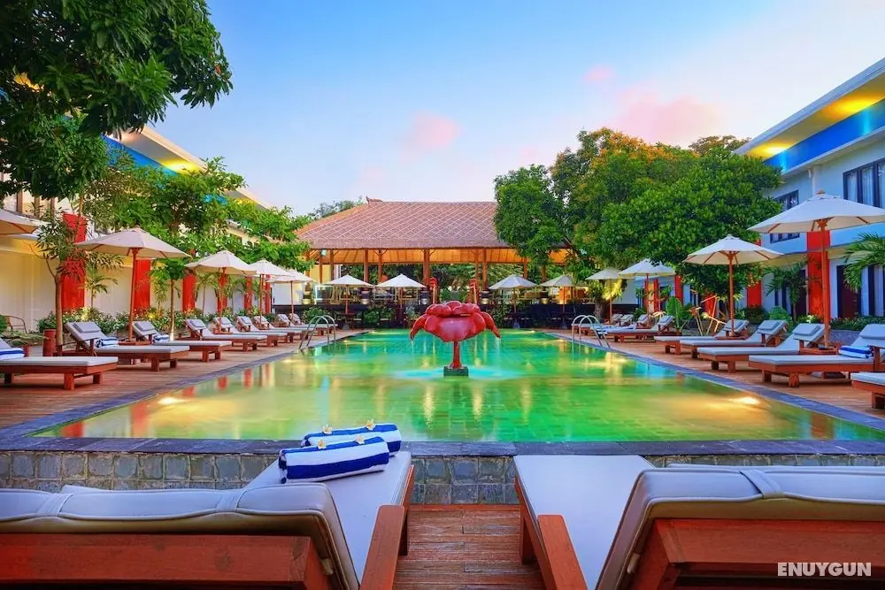 Ozz Hotel - Kuta Bali - Öne Çıkan Resim
