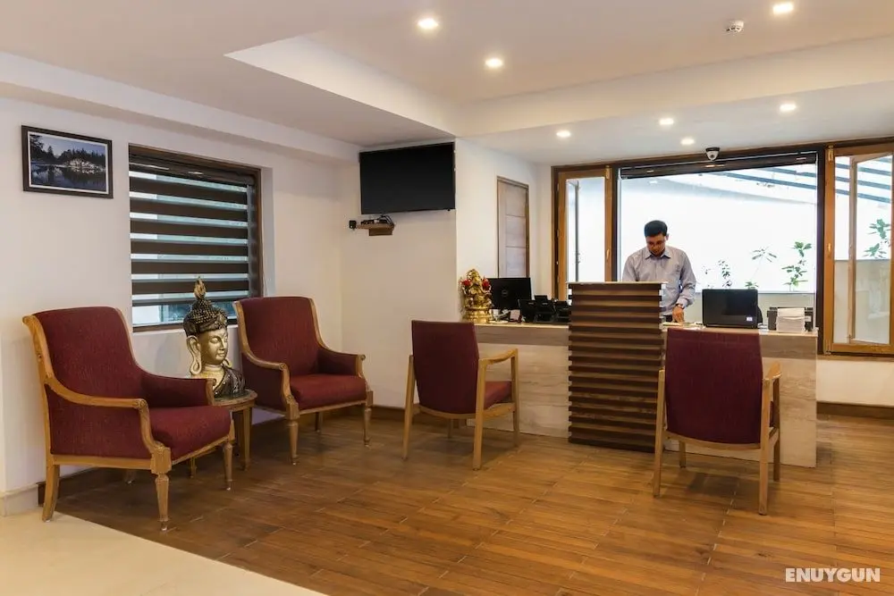 Hotel Pacific Mussoorie - Lobi