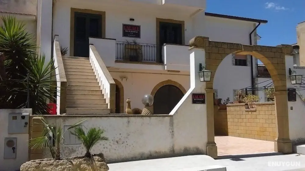 Palace Bed & Breakfast - Öne Çıkan Resim