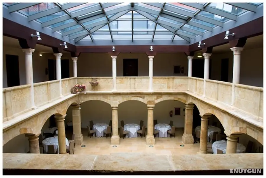 Hotel Palacio De Meras - Genel