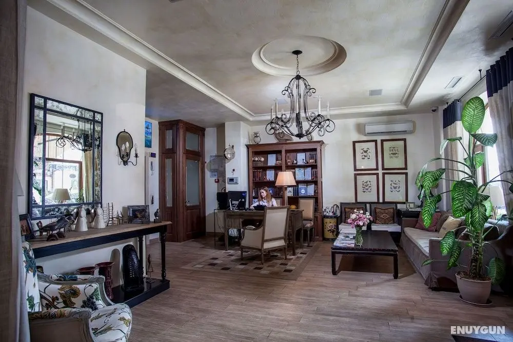 Palais Royal Hotel - Öne Çıkan Resim