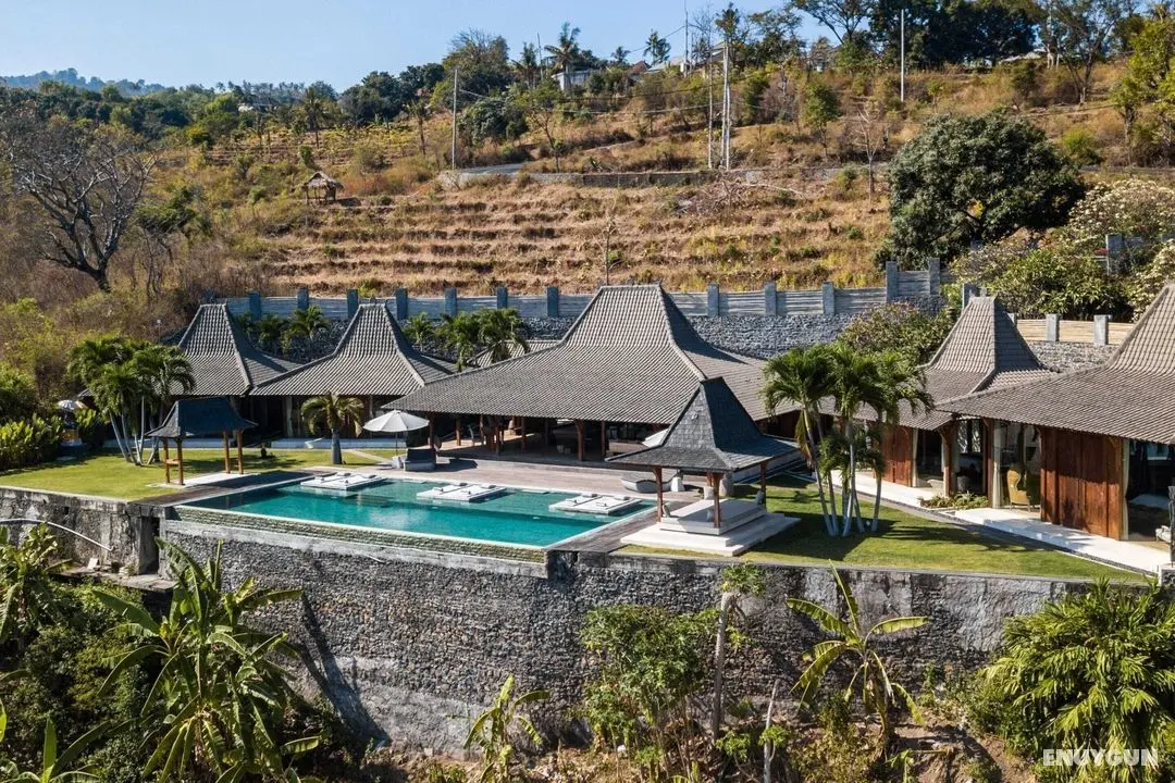 Palatial Wooden Villa, 4br, Lovina - Havuz