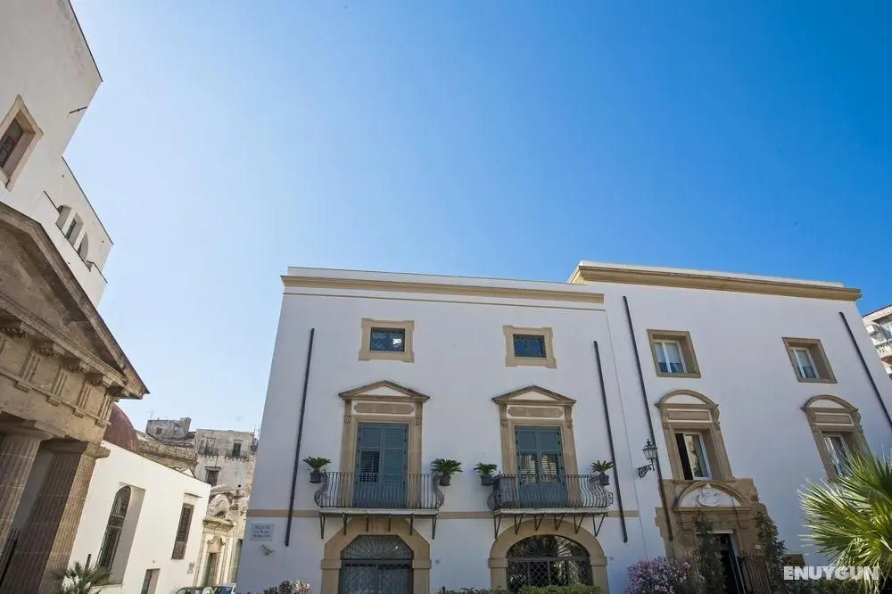 Palazzo Brunaccini - Genel