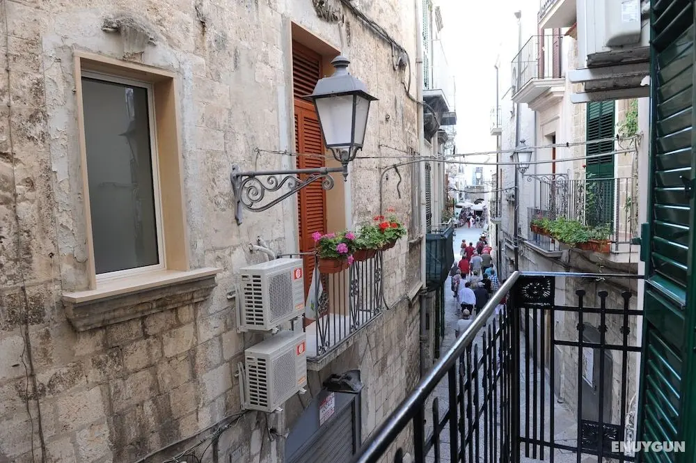 Palazzo del Carmine - Oda Manzaraları