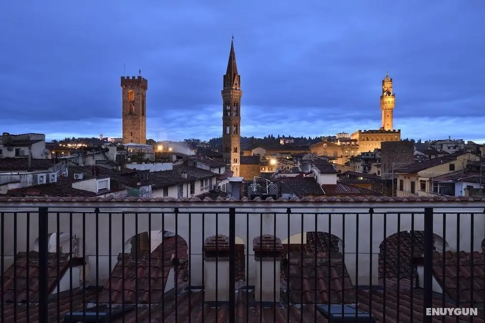 Palazzo Portinari Salviati - Oda Manzaraları
