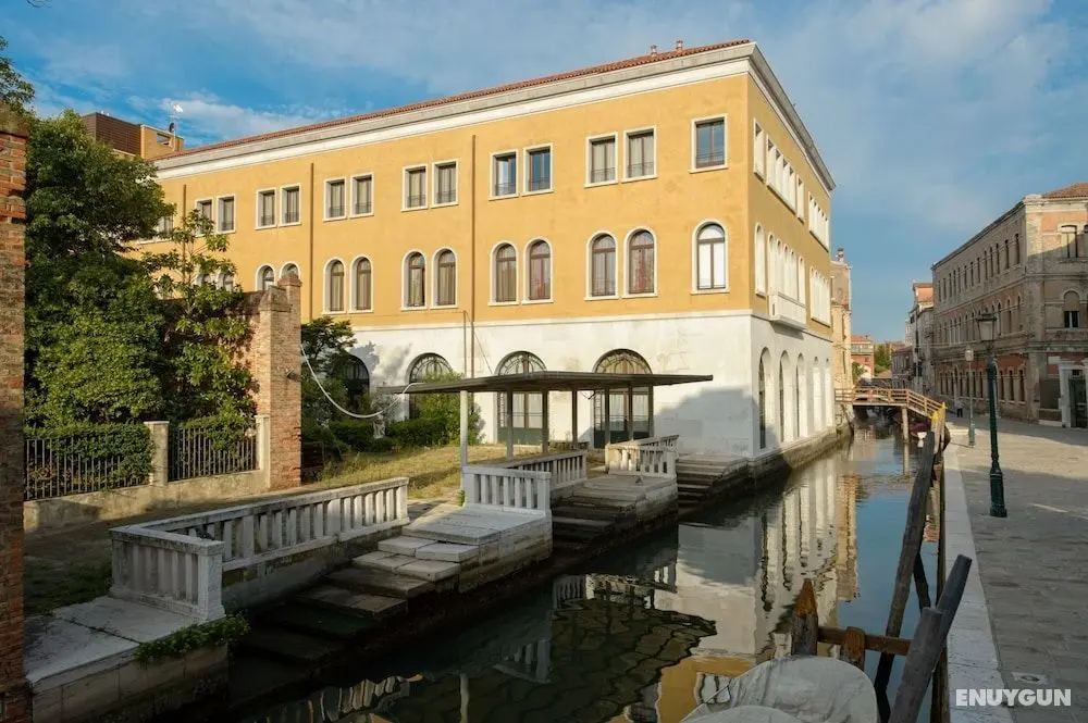 Palazzo Veneziano - Dış Mekan