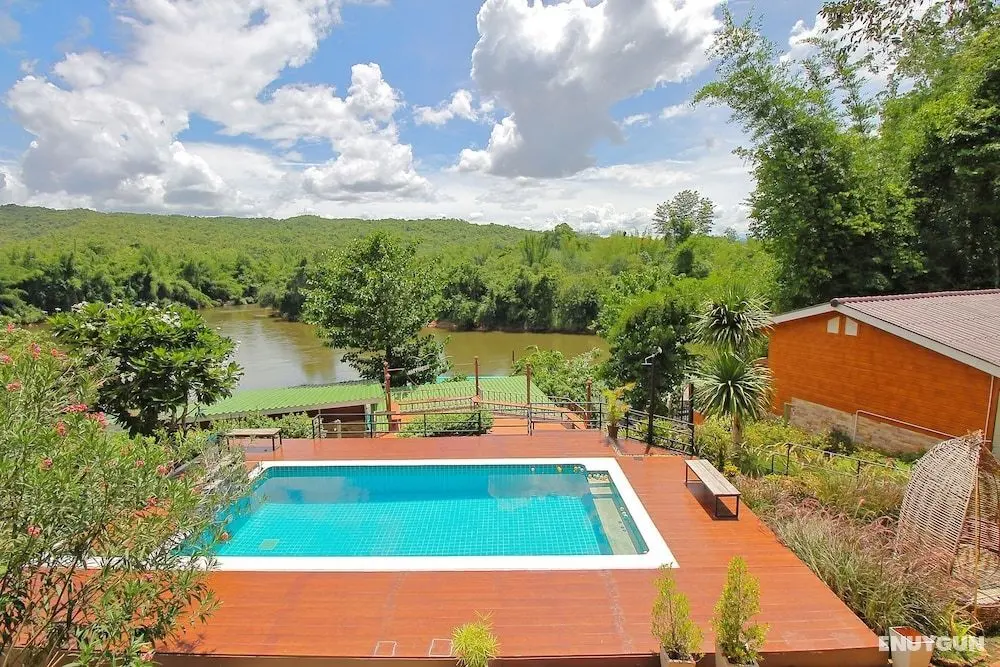Palette Resorts - Happiness Resort Kanchanaburi - Havuz