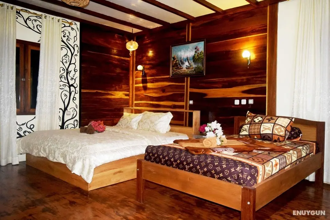 PANDA COTTAGE - Öne Çıkan Resim