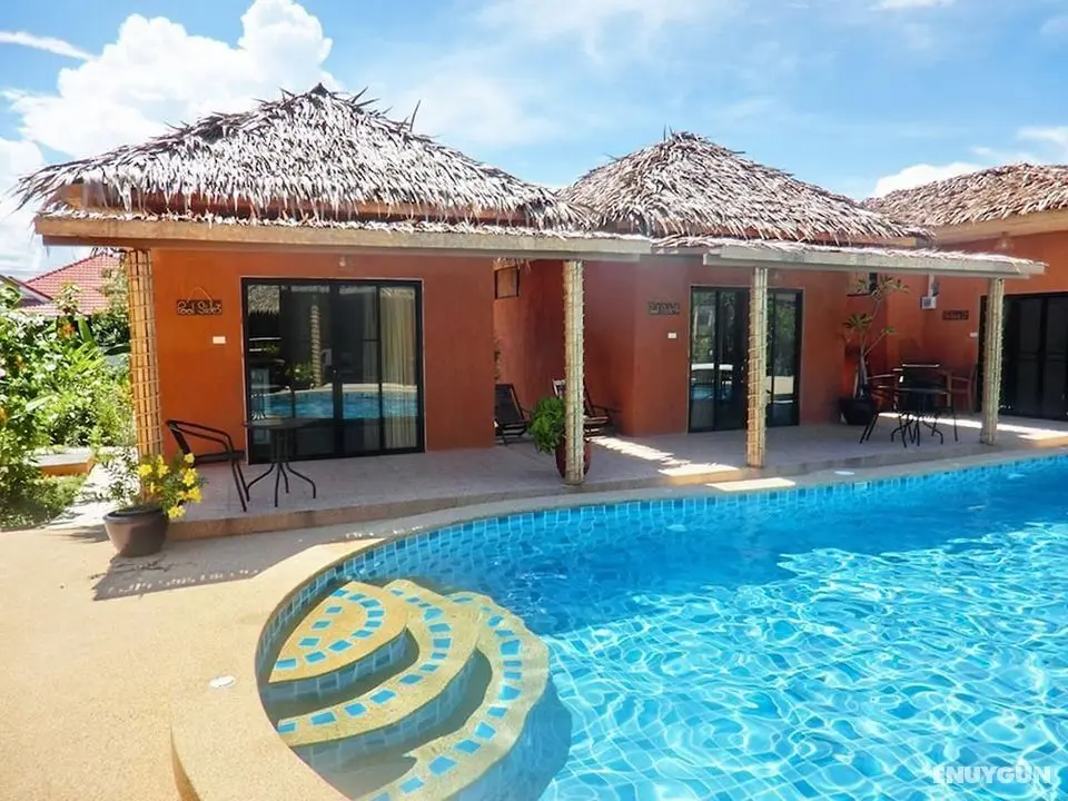 Panisara Pool Villa - Oda
