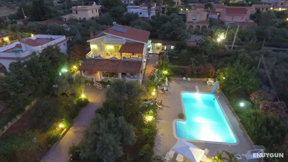 Panoramic Apartment in Villa With Pool and Garden Wi-fi - Öne Çıkan Resim